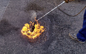 Mains flat roofing repairs